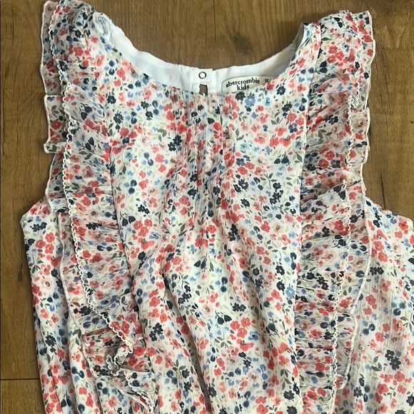 Abercrombie Kids Floral Dress with Red and Blue Accents - Picture 4 of 8